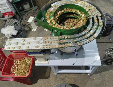 phễu rung cấp đế nắp 3 đường
