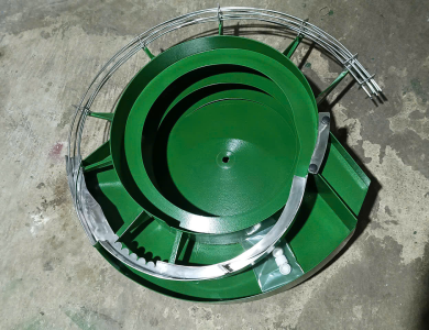 Phễu rung cấp nắp 3 đường