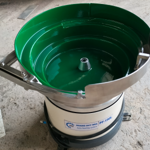 Phễu rung cấp long đền thép