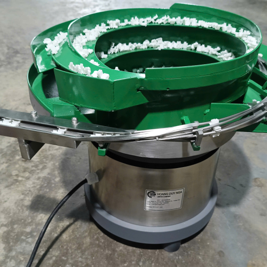 Bộ rung cấp chi tiết nhựa trắng