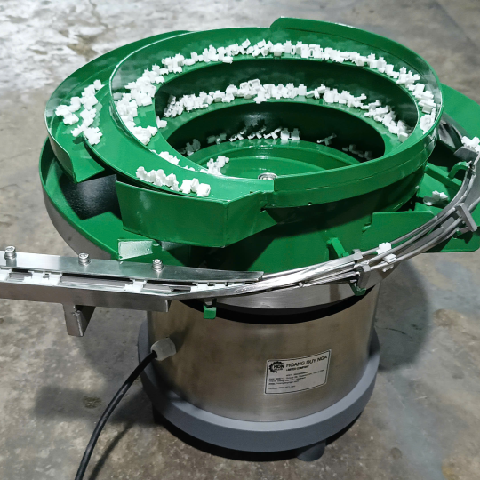 Bộ rung cấp chi tiết nhựa trắng