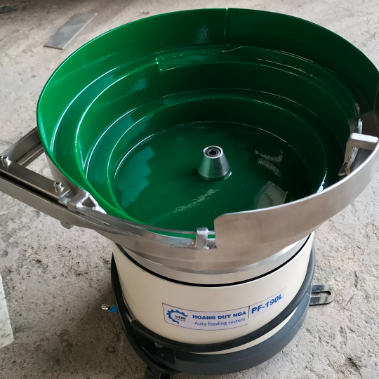 Phễu rung cấp long đền thép