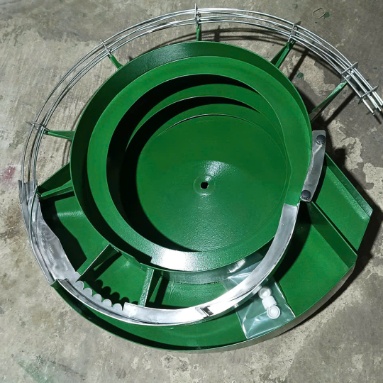 Phễu rung cấp nắp 3 đường